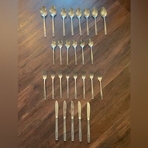 Vintage Imperial International Korea YOUNG ROSE Stainless Silverware Set of 27